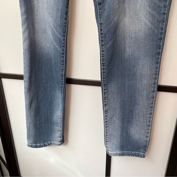 [14] Faded Glory Straight Leg Mid Rise Medium Wash Denim Jean Women’s - Picture 11 of 14